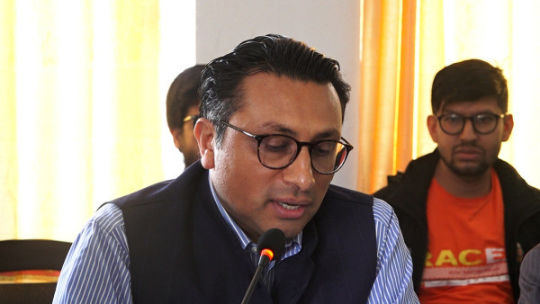 नेपालको अर्थतन्त्र सुधारका लागि मौद्रिक नीतिमा भर पर्न हुन्न : सांसद वाग्ले 